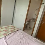 Quarto em condomínio no bairro Fátima